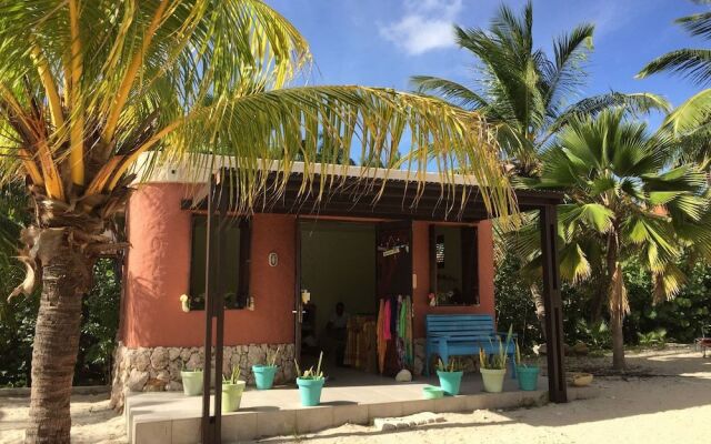 Blue Bay Beach Villas