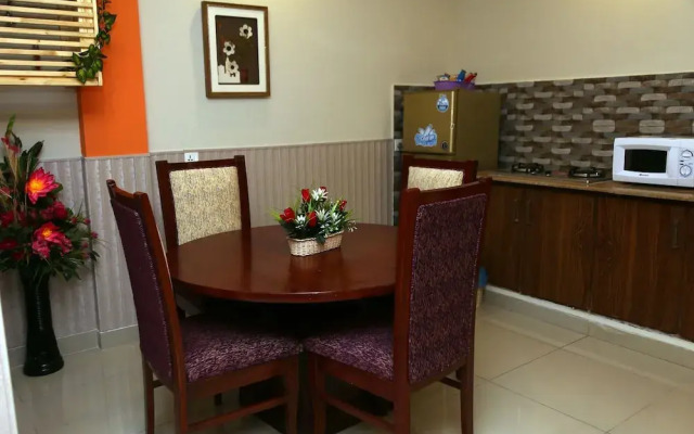 Hak Mall Suites