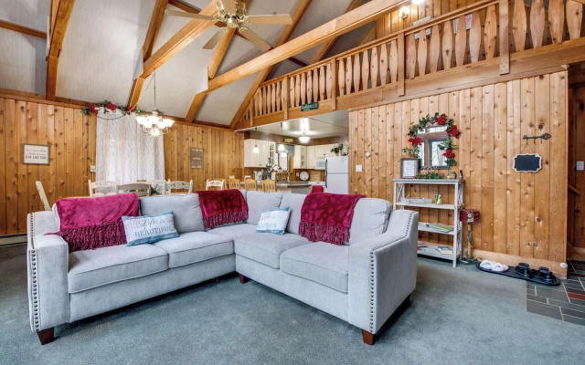 Fire Pit + Community Perks: Gouldsboro Cabin!