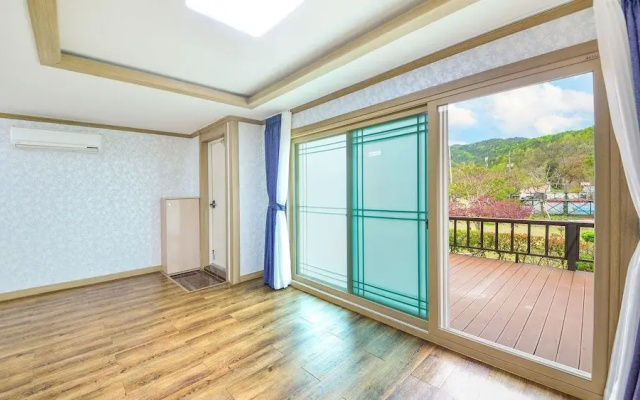 Samcheok Herb Pension