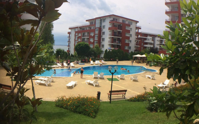 Panorama And Marina Freya