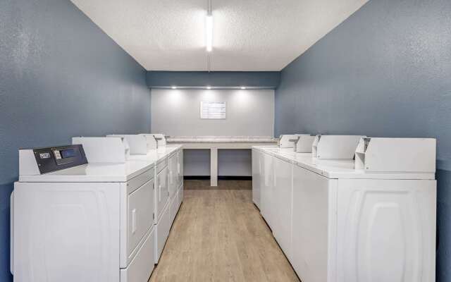 Suburban Studios International Drive