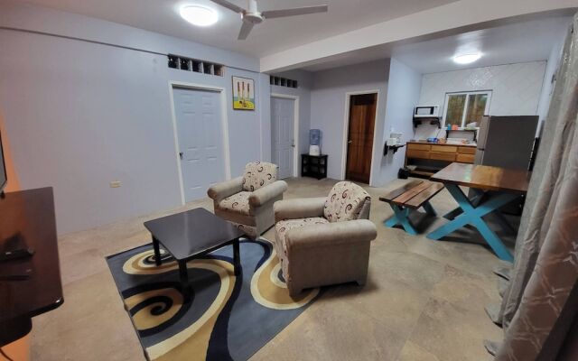 Rachel Land Apartment Suites
