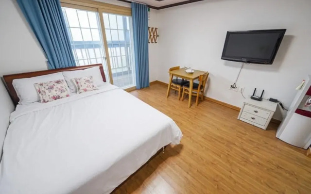 Geojedo Chongsol Pension