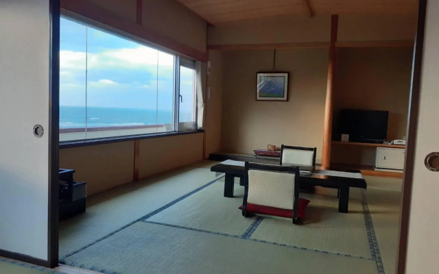 Hanayubi Nihonkai – Guest Rooms – Tsuruoka