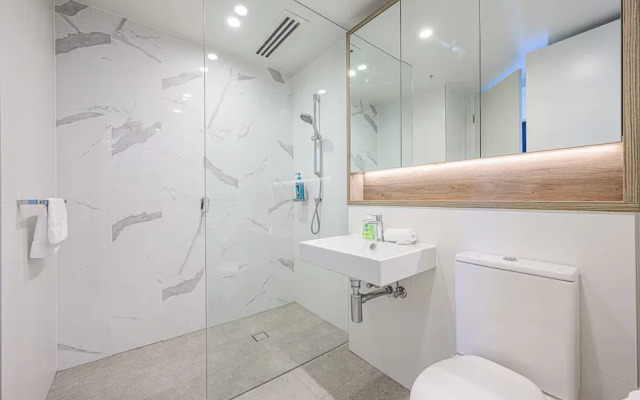 Metawisebnb Executive 2-bedroom Stadium View Apartment W Parking