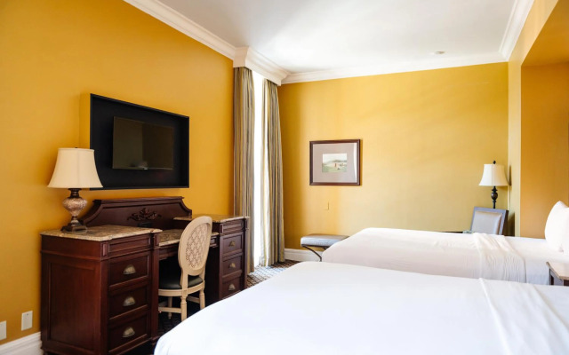 The Lafayette New Orleans By Kasa Living