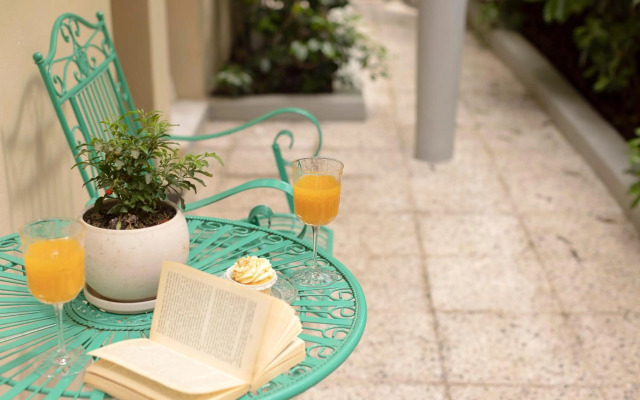 Gatto Perso Luxury Apartments