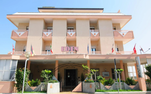 Hotel Eden
