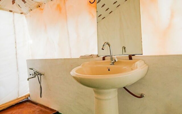 Oyo 42224 Royal Tent Pushkar