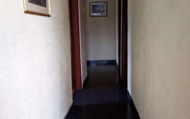 Inn-Syde Guest House