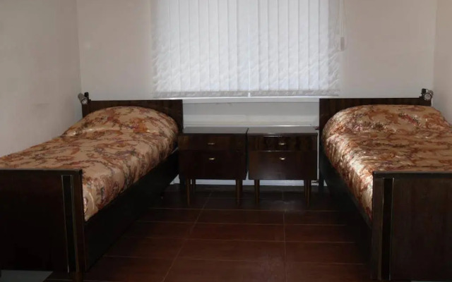 Vayskovy Hostel