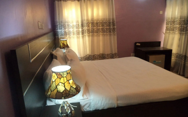 Jasmines Place and Suites