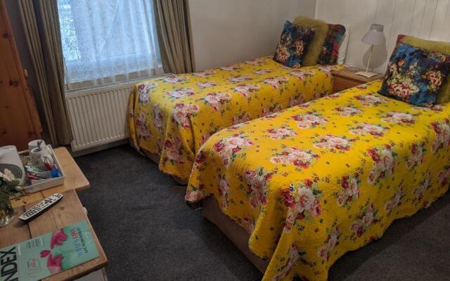 Aqua Bay Guest House