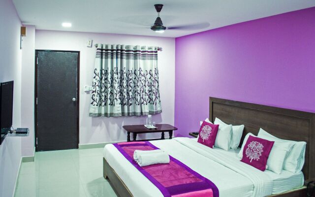 Sri Sai Suites By OYO Rooms