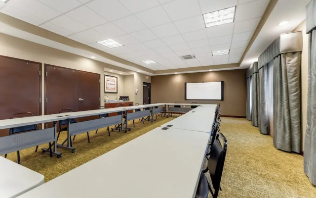 Staybridge Suites Pittsburgh-Cranberry Township