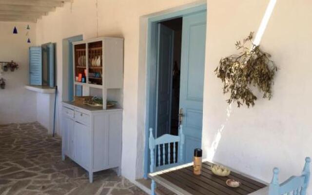 Holiday Home 5 Bedrooms - Ios