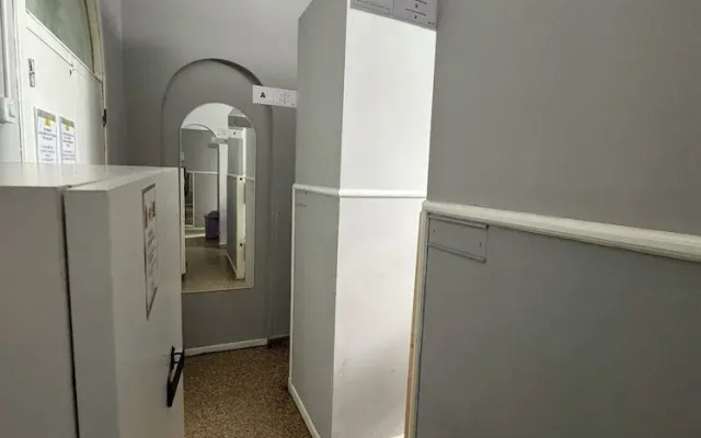 Lead Hostel