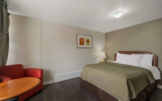 Knights Inn Burlington, ON