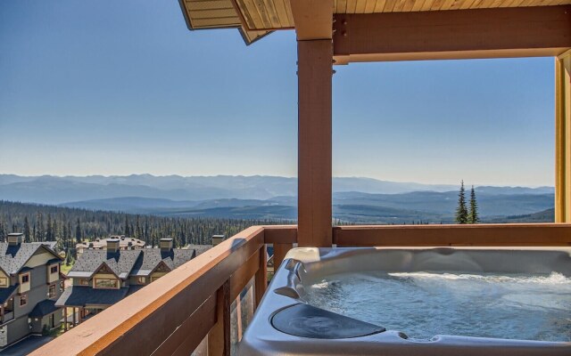 The Crescent by Okanagan Premier