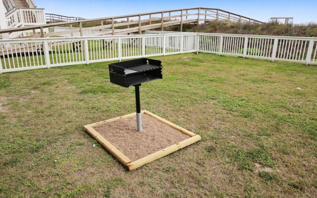 Enchanted Beachfront 3 Bedroom Home