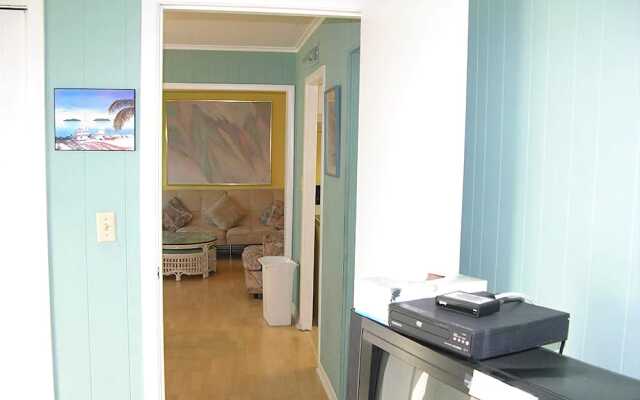 Gullway Villas 2628 202A 2 Br condo by RedAwning