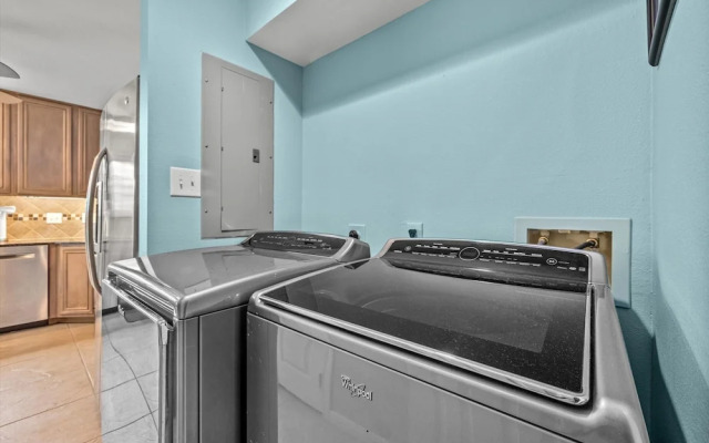 Mermaids Oasis 3 Bedroom Townhouse