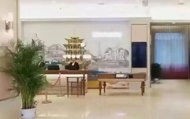 Mercure Wuhan Yangluo