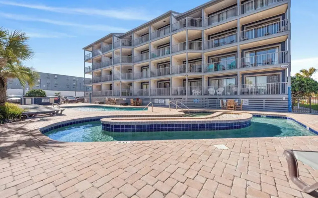 Bluewater Resort V103
