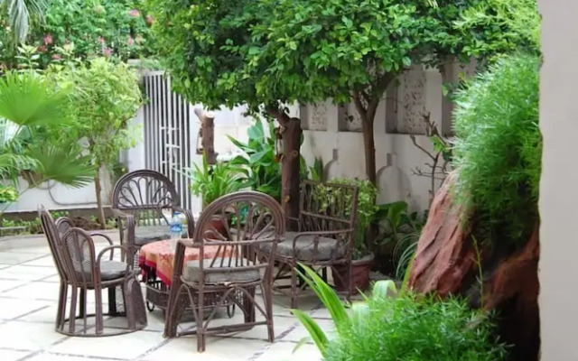 Sai Home Stay Bed and Breakfast