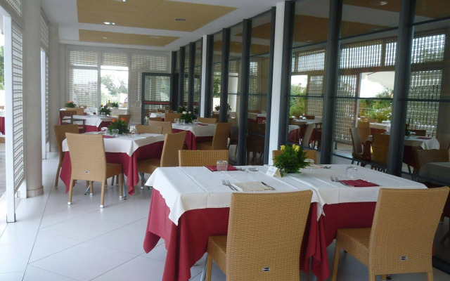 Elaia Garden Hotel