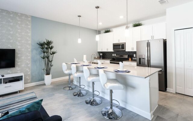 4815ds-non Renting February 1, 2023 Storey Lake