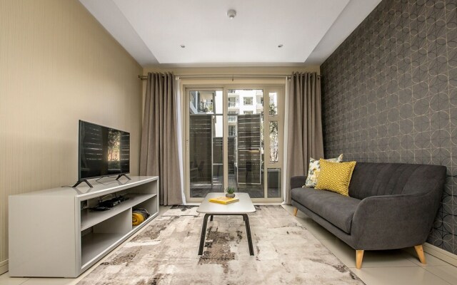 107 The Tyrwhitt Rosebank Adults Only