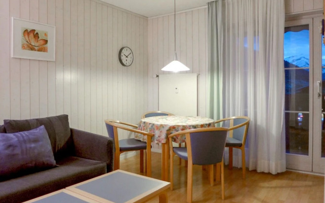 Monique Nr 9 Sch Nried