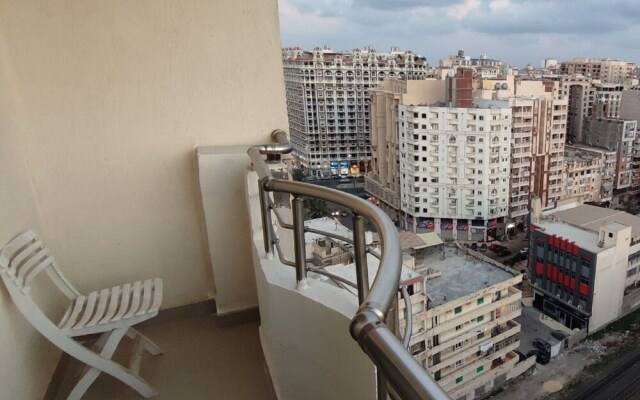 Females Only, Host Is Woman, City Center, Near All