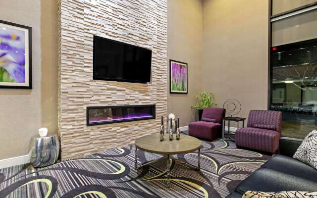 La Quinta Inn & Suites by Wyndham Boston-Andover