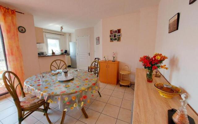 Gîte Mayenne, 3 pièces, 4 personnes - FR-1-600-44