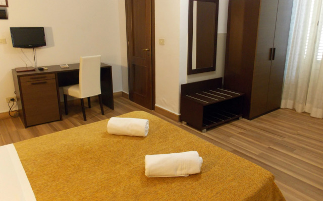 Hotel Tonic