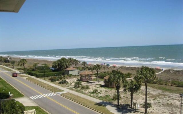 Drayton 402 - 3 Br Condo