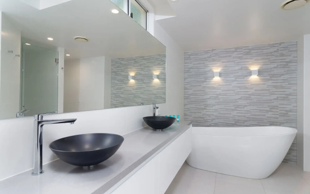 Mandalay Luxury Beachfront Apartments