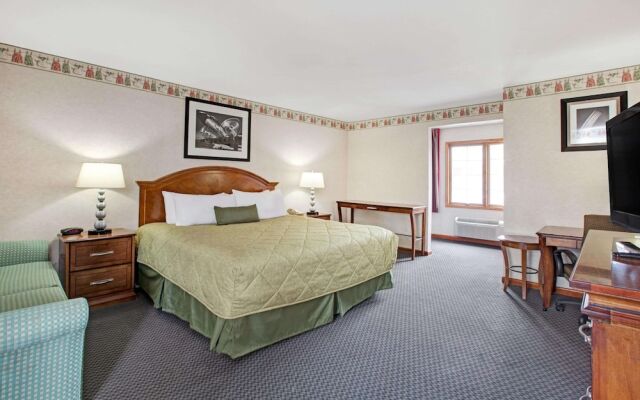 Ramada By Wyndham Flemington