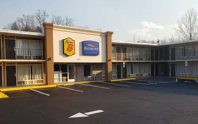 Super 8 by Wyndham Morganton