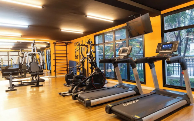 Vista Incrível com piscina e academia