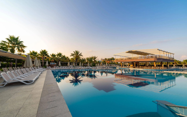 Sunmelia Beach Resort Hotel & Spa