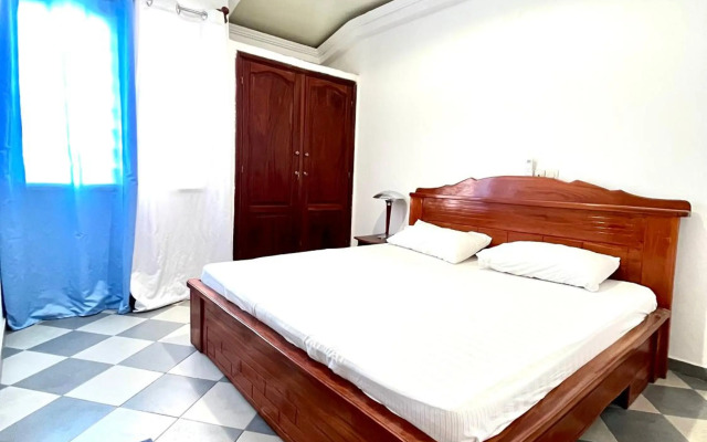 Villa meublée Cotonou fidjrosse 05 min de la plage