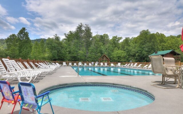 Dancing Bear Lodge