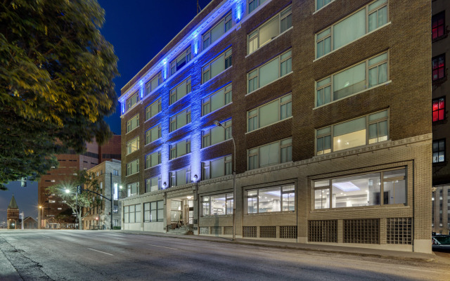 Holiday Inn Express Kansas City Downtown by IHG