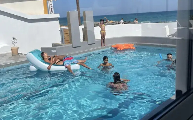 Coralli Beach Apartments