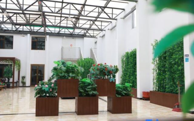 Quanzhongquan Hotel (Beijing Daxing International Airport)