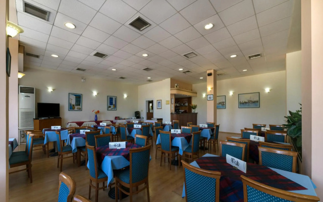 Delfini Hotel